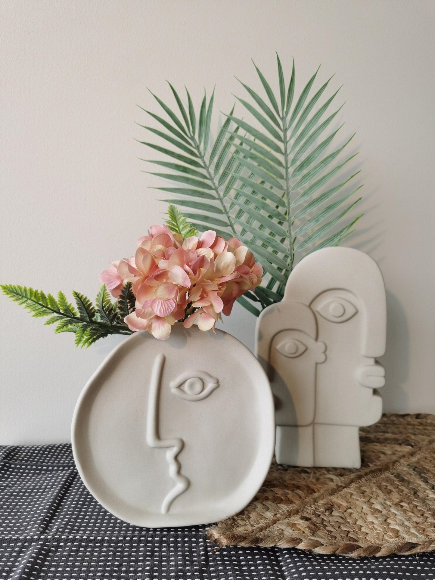 The Southern Atelier – Modern Abstract Shapes Vase - The Southern AtelierSKU_1757600749294_737