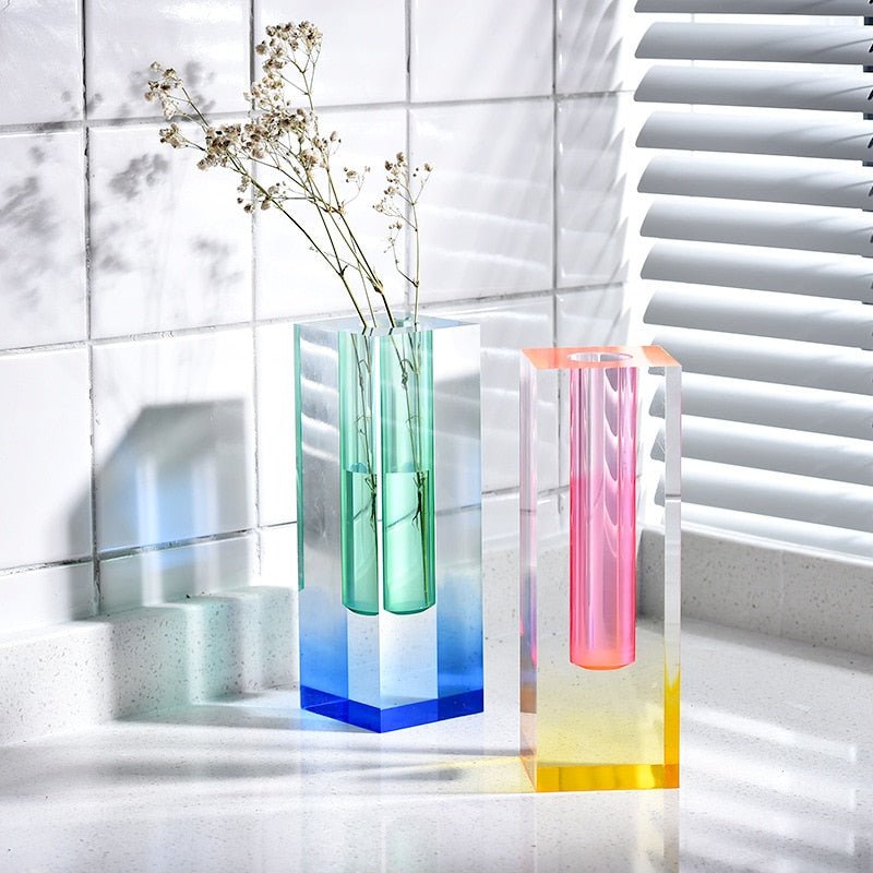 The Southern Atelier – Modern Prism Acrylic Vase - The Southern AtelierSKU_1755802951551_288