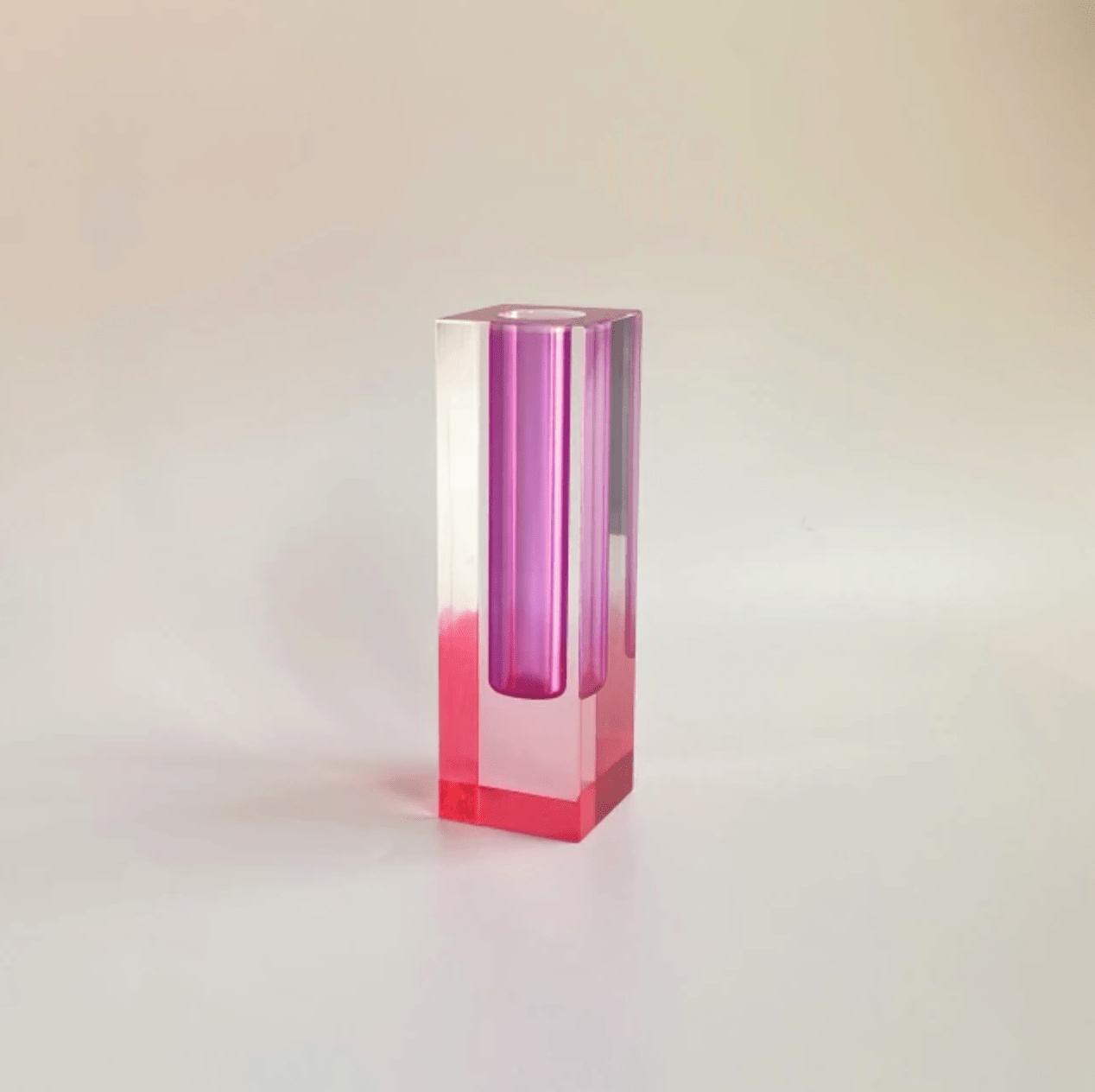The Southern Atelier – Modern Prism Acrylic Vase - The Southern AtelierSKU_1755802951551_288