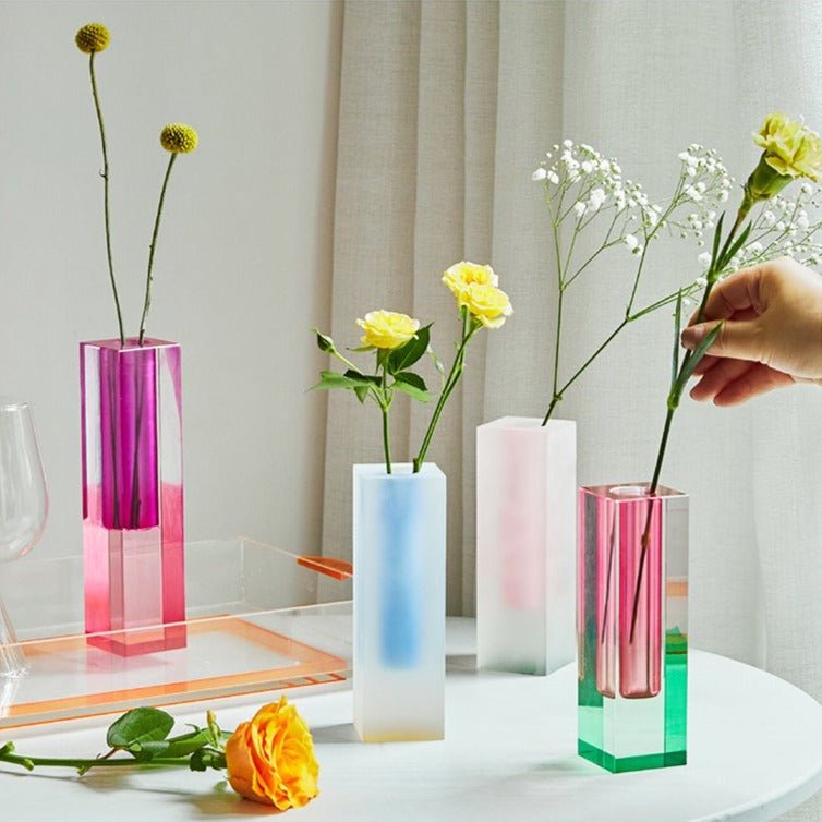 The Southern Atelier – Modern Prism Acrylic Vase - The Southern AtelierSKU_1755802951551_288