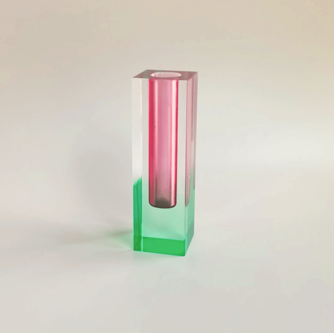 The Southern Atelier – Modern Prism Acrylic Vase - The Southern AtelierSKU_1755802951551_748