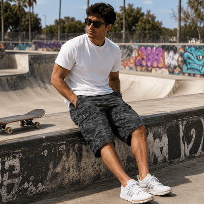 The Southern Atelier - Molecule Three-Quarter Cargo Shorts in Stretch Water-Repellent Fabric for Everyday Wear - The Southern AtelierSKU_1784316937224_325