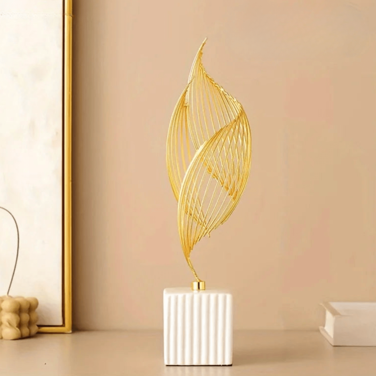 The Southern Atelier – Nordic Aura Sculpture - The Southern AtelierSKU_1758918146991_210