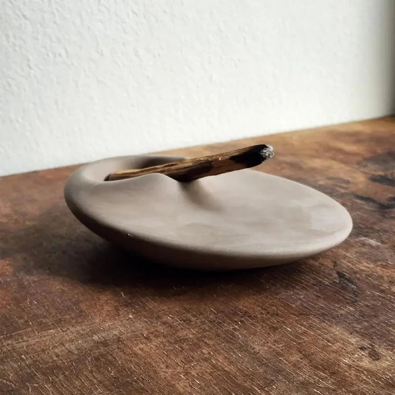 The Southern Atelier – Palo Santo Ceramic Holder - The Southern AtelierSKU_1755802835086_90