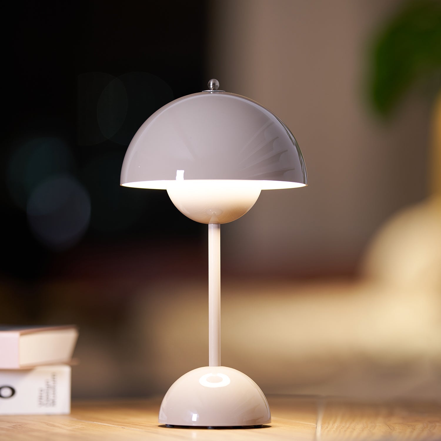 The Southern Atelier – Rechargeable LED Desk Lamp - The Southern AtelierSKU_1757776125750_646