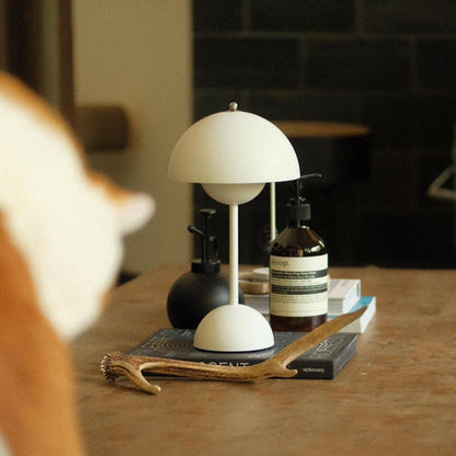 The Southern Atelier – Rechargeable LED Desk Lamp - The Southern AtelierSKU_1757776125750_646