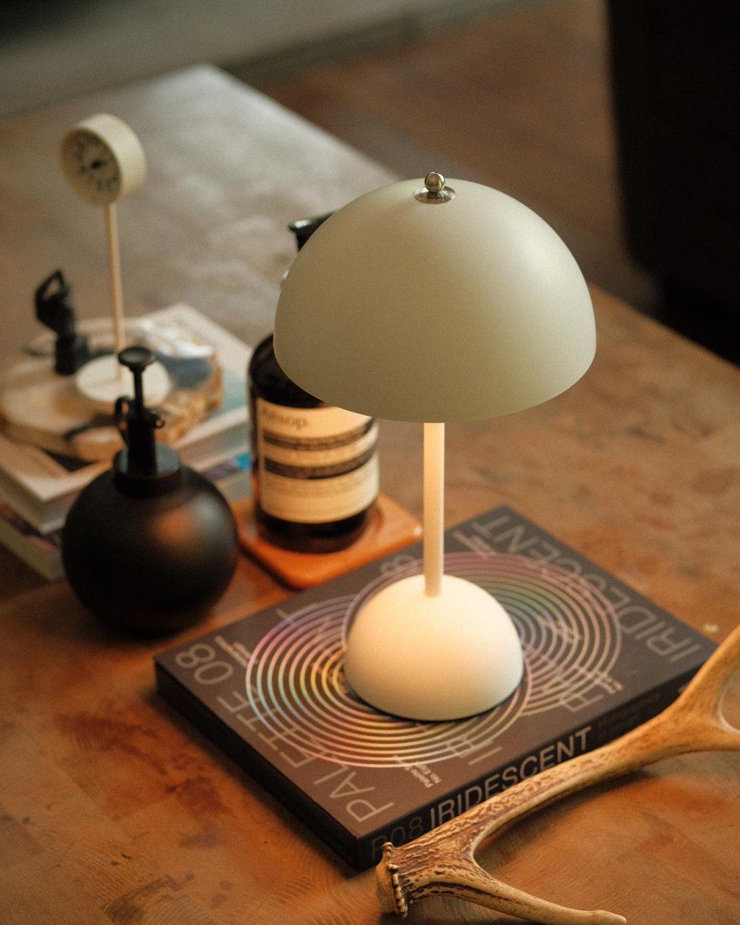 The Southern Atelier – Rechargeable LED Desk Lamp - The Southern AtelierSKU_1757776125750_646