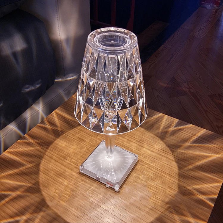 The Southern Atelier – Sparkle Glam Table Lamp - The Southern AtelierSKU_1755802834841_346