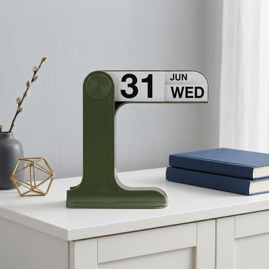The Southern Atelier – Stylish Rotatable Desk Calendar in Scandinavian Aesthetics for Modern Interiors - The Southern AtelierSKU_1775908943226_652