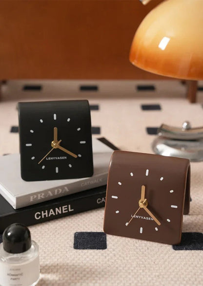The Southern Atelier – Vintage Ceramic Desk Clock - The Southern AtelierSKU_1755802860418_356