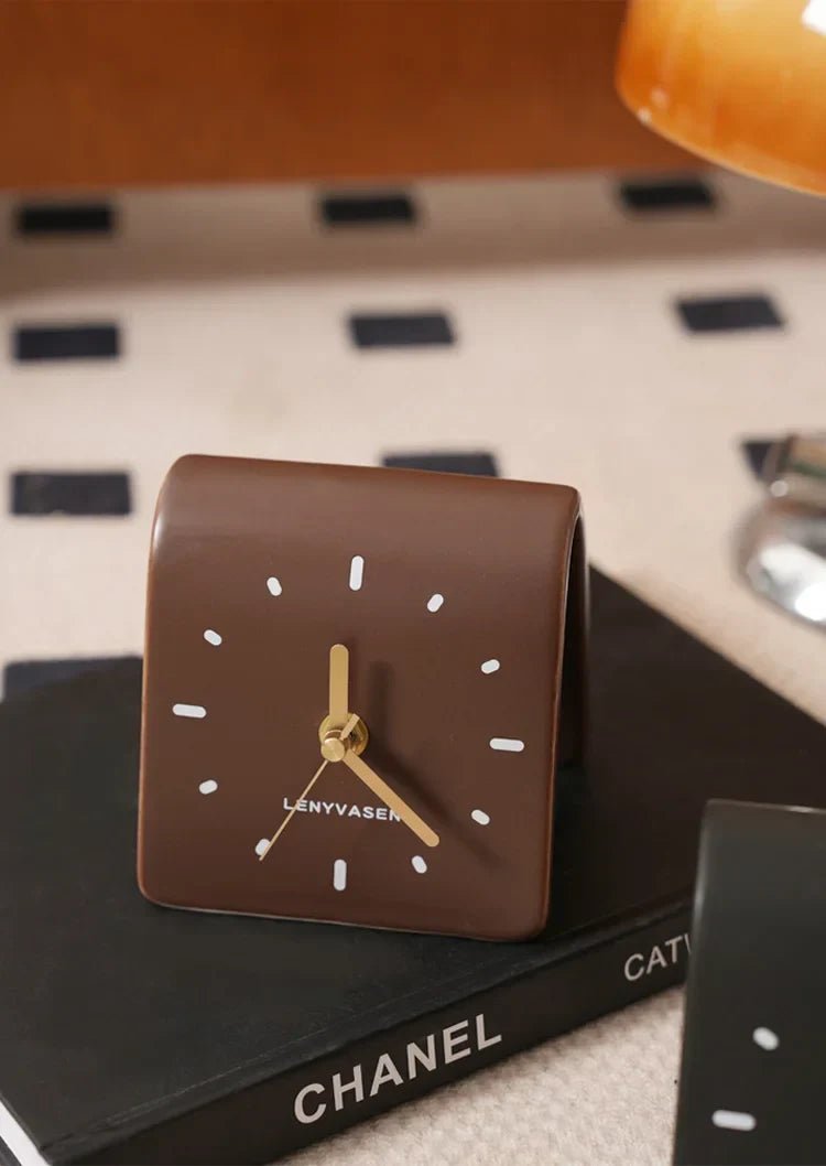 The Southern Atelier – Vintage Ceramic Desk Clock - The Southern AtelierSKU_1755802860418_356