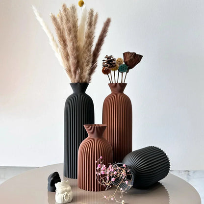 The Southern Atelier – Wavy Textured Ceramic Vases for Dried Flowers with Timeless Charm - The Southern AtelierSKU_1775450117205_58634