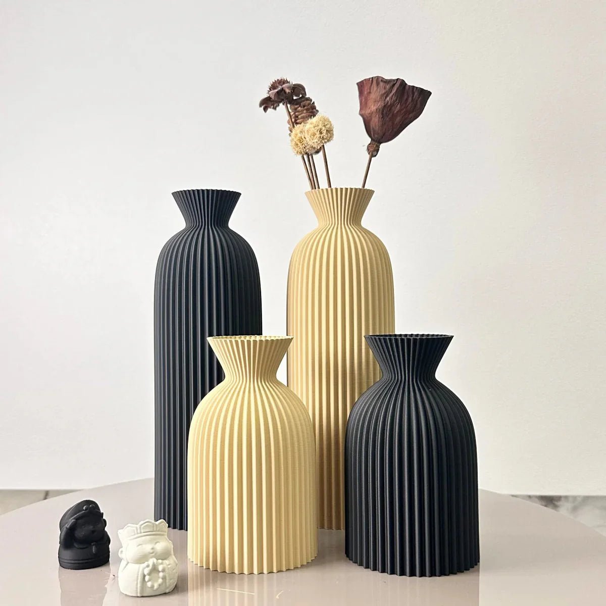 The Southern Atelier – Wavy Textured Ceramic Vases for Dried Flowers with Timeless Charm - The Southern AtelierSKU_1775450117205_58634